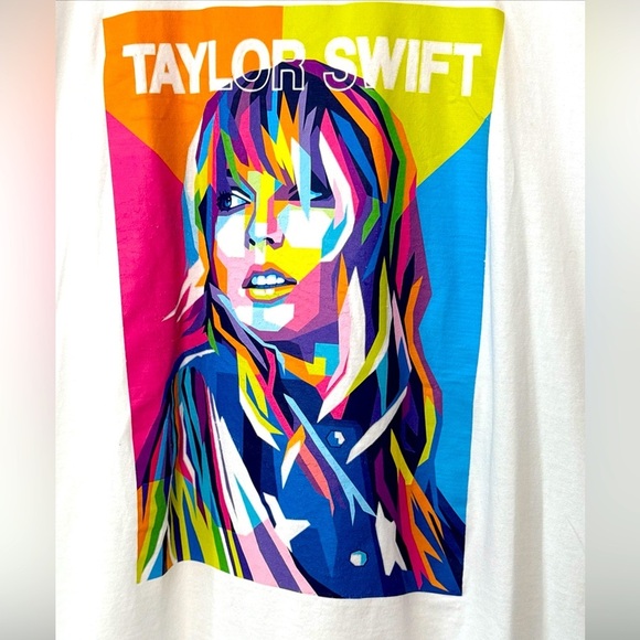 1989 Taylor's Version Shirt, Taylor Swift Re-Recorded Album Womens Sz L 19" PTP - Picture 3 of 7